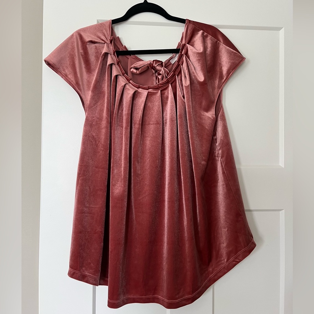 Lauren Conrad 0X blouse